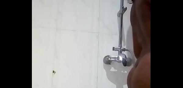  Fine ass sexy body under the shower part 1